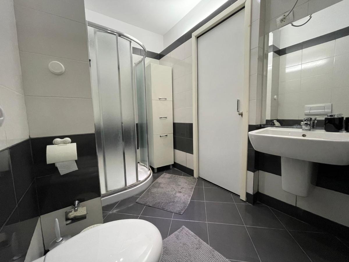 Tirana New Bazaar-Apartment 2 מראה חיצוני תמונה