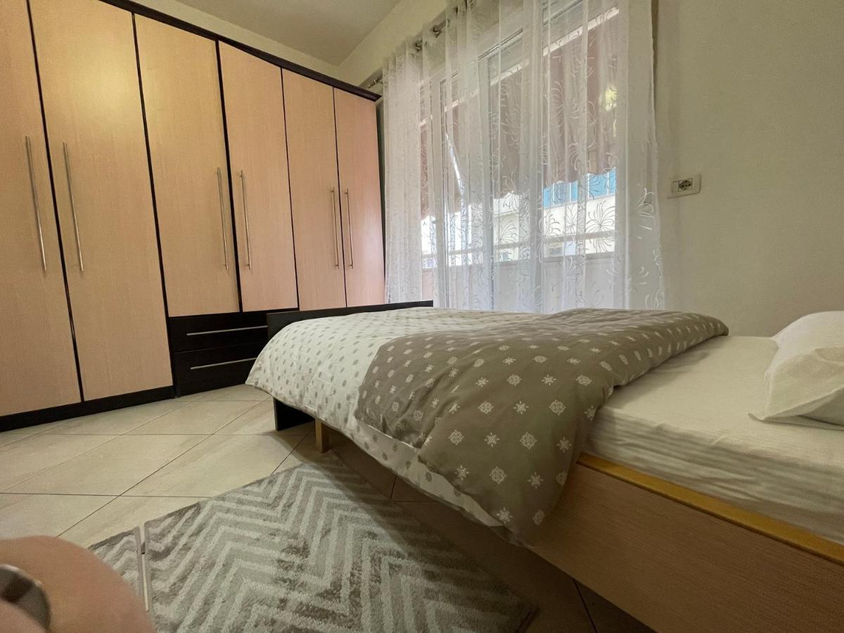 Tirana New Bazaar-Apartment 2 מראה חיצוני תמונה